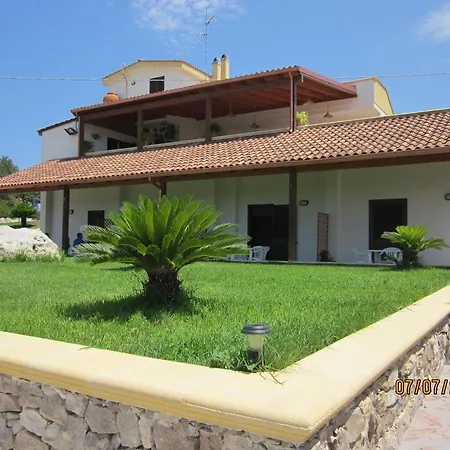 Bed & Breakfast Tenuta Pozzello *